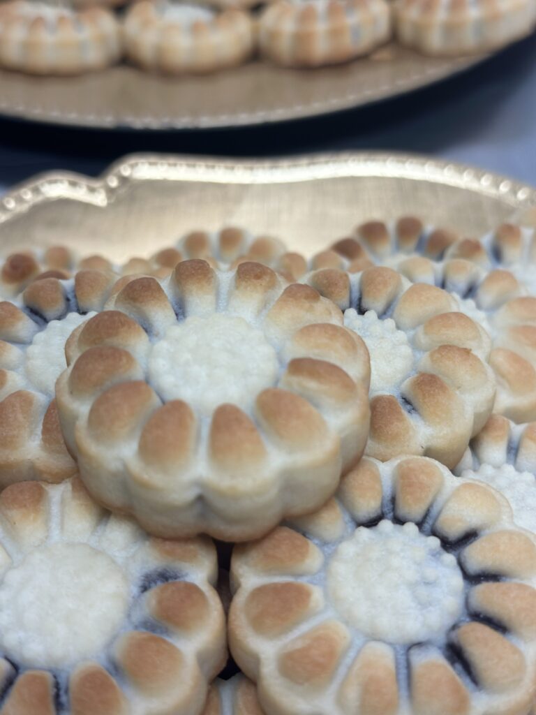 Ma'amoul ( dates cookies)